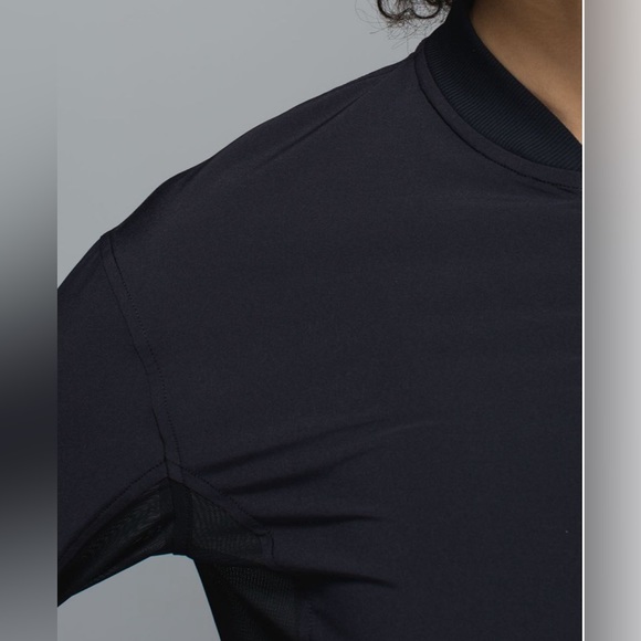 NWT RARE Minimalist Lululemon Noir Jacket II (Bomber Jacket) - Picture 7 of 16